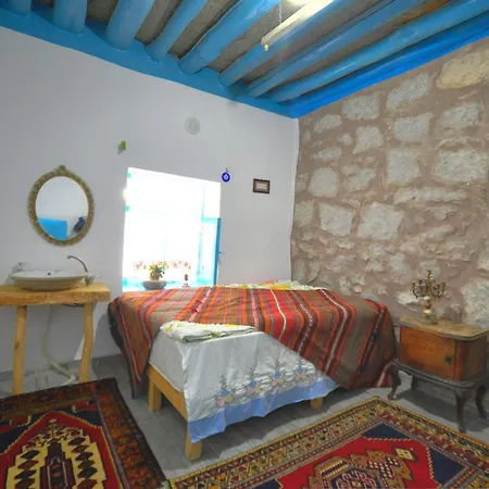 מלון Belisirma Cave *