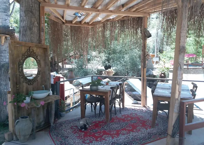 Belisirma Cave ホテル *