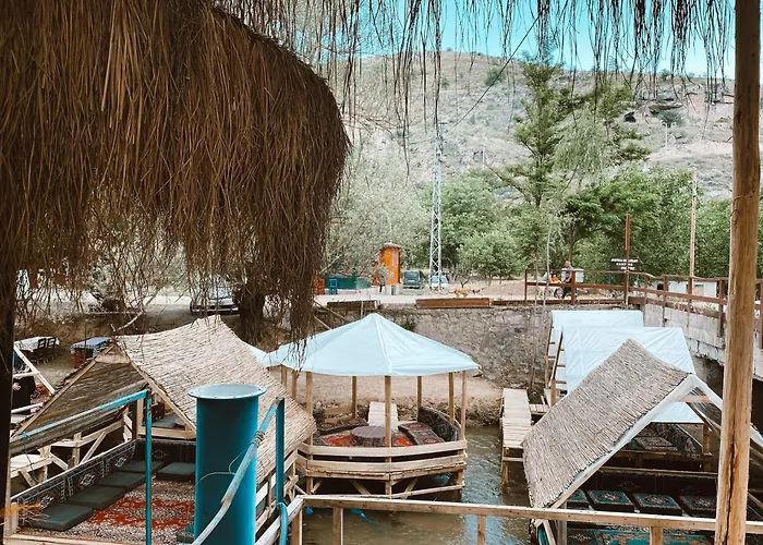 Belisirma Cave ホテル