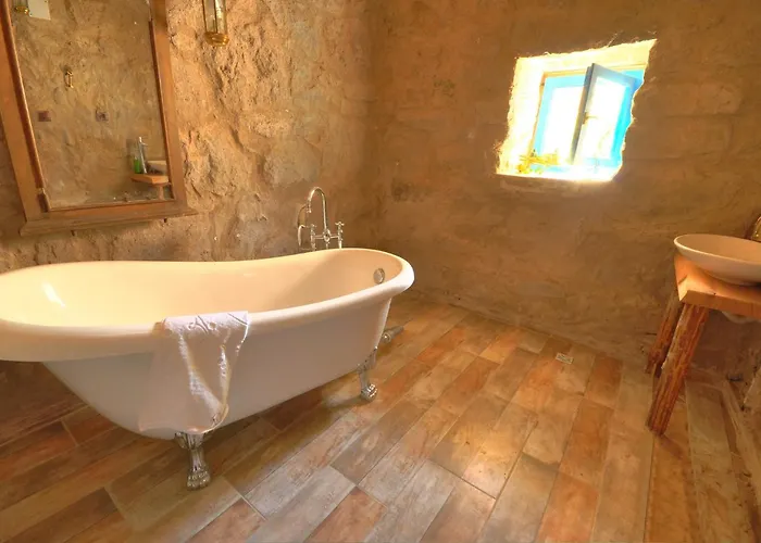 Belisirma Cave * グザルユルト