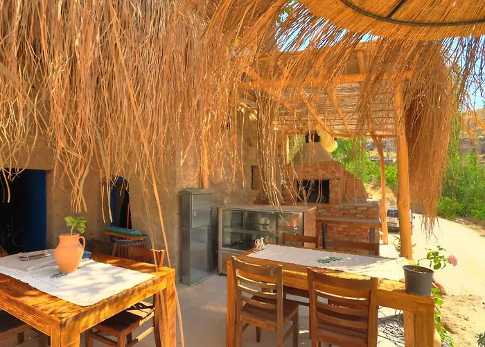 Belisirma Cave ホテル