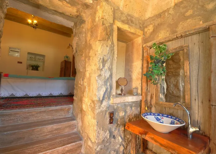 Belisirma Cave * グザルユルト